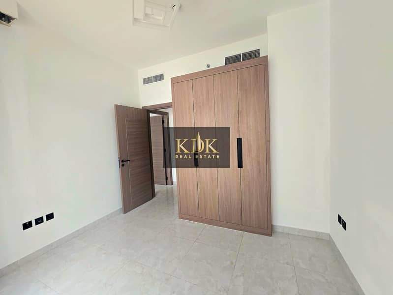 well-maintained appartment | Best Ammenities | Spacious - Image 3