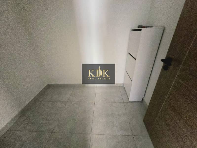 well-maintained appartment | Best Ammenities | Spacious - Image 6