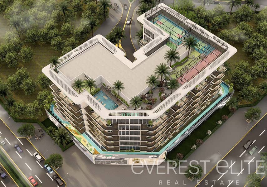 Pool View | Large Techno Gym | Elegant - Image 15