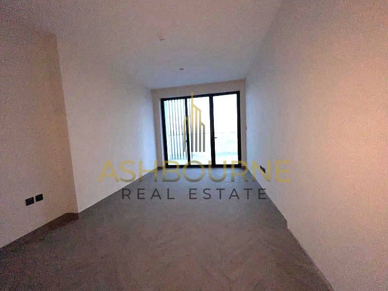 1BR+MAID | POOL AND BURJ VIEW | WELL MAINTAINED - Image 1
