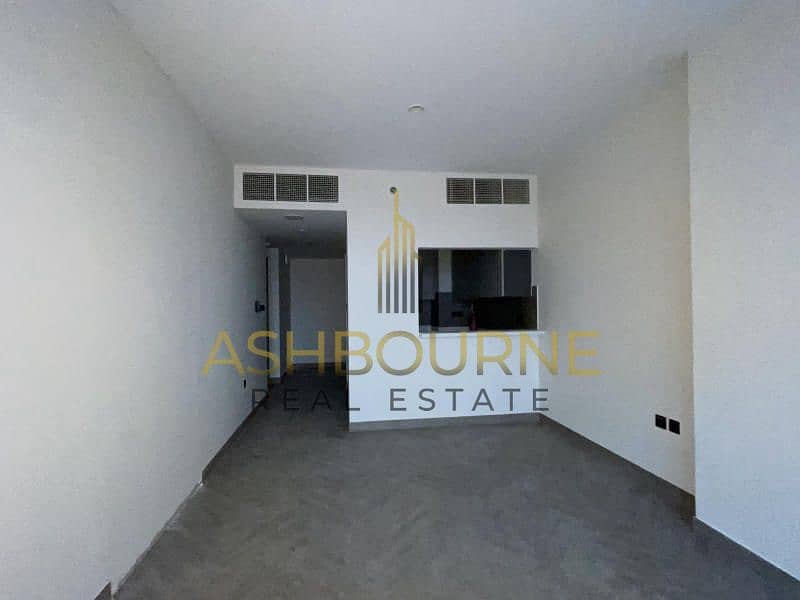 1BR+MAID | POOL AND BURJ VIEW | WELL MAINTAINED - Image 3