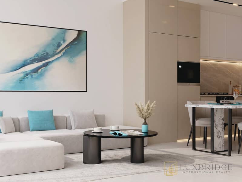 Duplex | Winter Garden | Pool View - Image 3