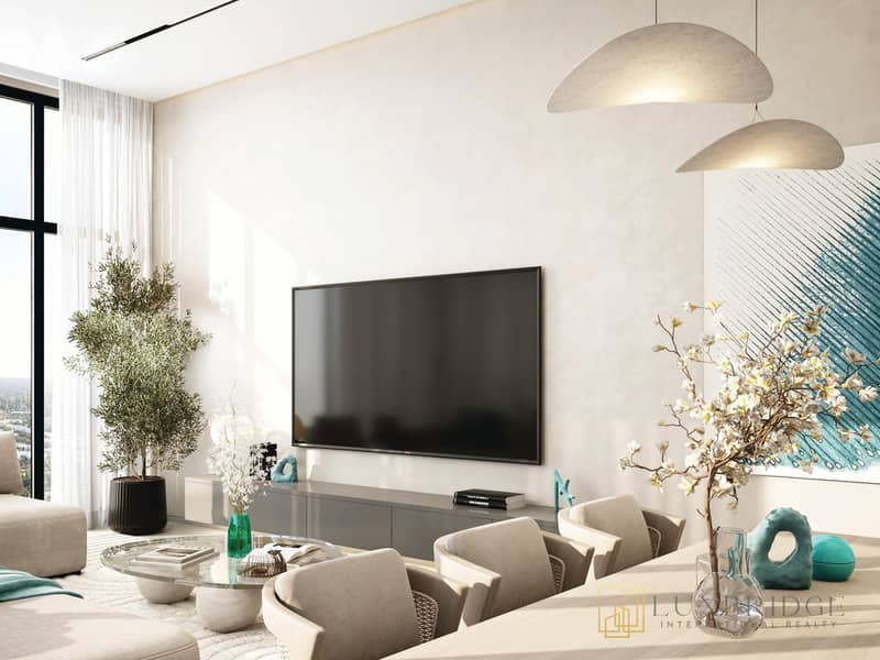 Duplex | Winter Garden | Pool View - Image 4