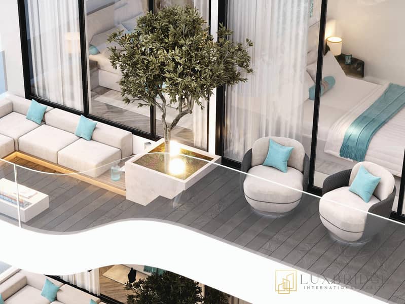 Duplex | Winter Garden | Pool View - Image 10