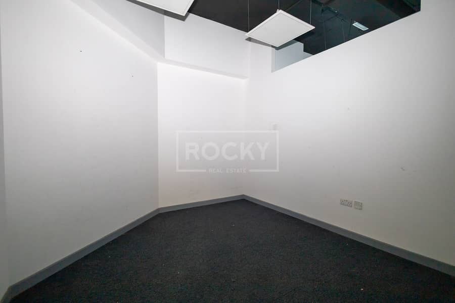 5 SZR - Latifa Tower - Office-7. jpg