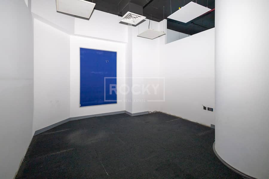 10 SZR - Latifa Tower - Office-14. jpg
