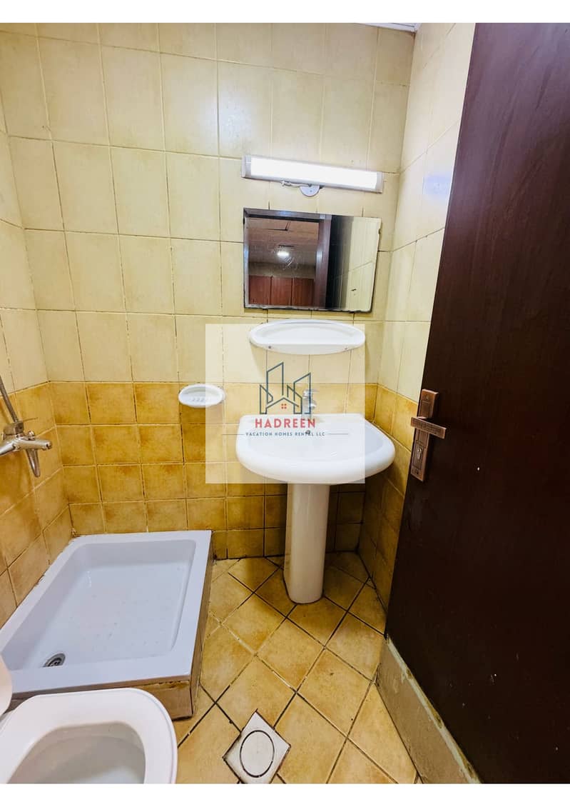 13 P22-210 1 BHK -04. jpg