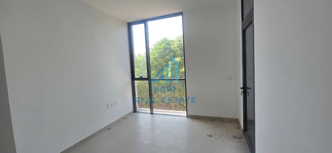17 05fde40a-bcb3-4ef6-b971-7c4e720ca7cf. jpg