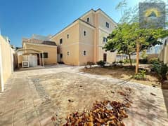 فیلا في البطين 6 غرف 375000 درهم - 13917597