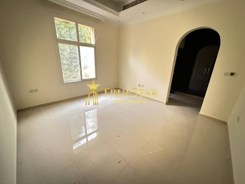 SPACIOUS INDEPENDENT VILLA 5BR MAIDS DRIVER MAJILIS GARDEN - Image 11