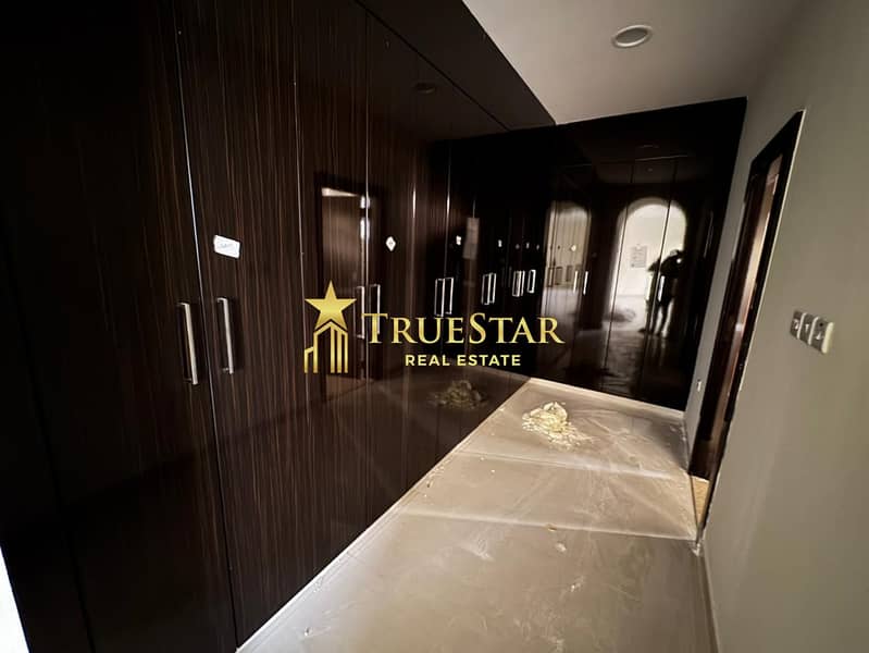 SPACIOUS INDEPENDENT VILLA 5BR MAIDS DRIVER MAJILIS GARDEN - Image 15