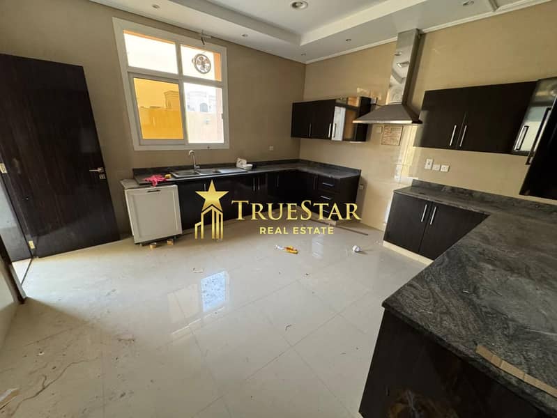 SPACIOUS INDEPENDENT VILLA 5BR MAIDS DRIVER MAJILIS GARDEN - Image 16