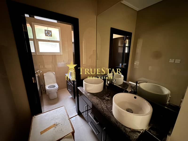 SPACIOUS INDEPENDENT VILLA 5BR MAIDS DRIVER MAJILIS GARDEN - Image 24