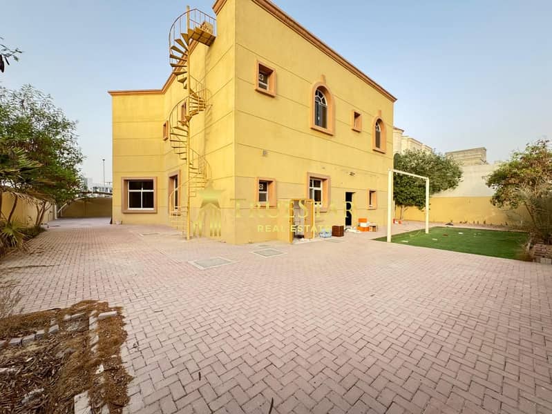 SPACIOUS INDEPENDENT VILLA 5BR MAIDS DRIVER MAJILIS GARDEN - Image 27