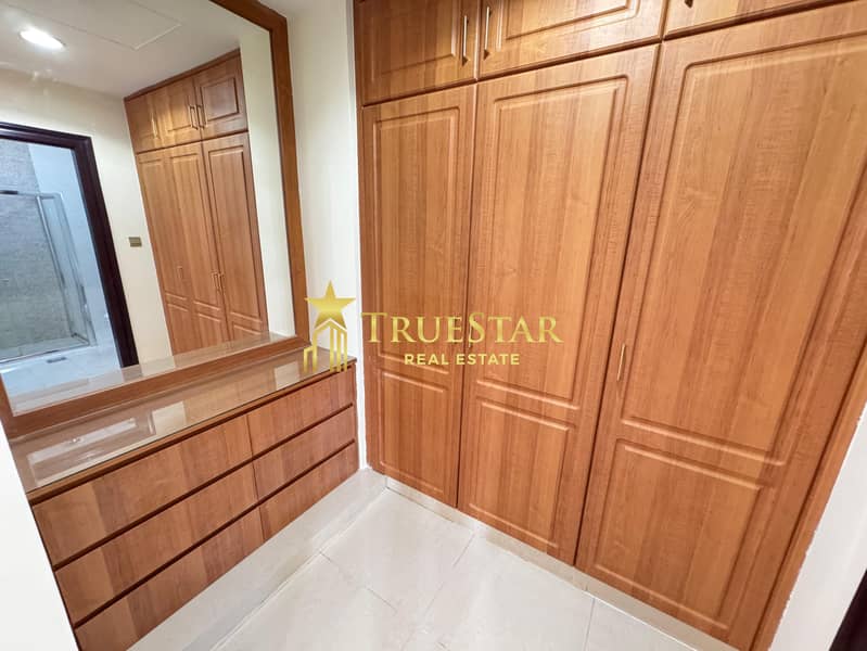 SPACIOUS INDEPENDENT CORNER VILLA 5BR MAIDS PRIVATE POOL GARDEN - Image 12