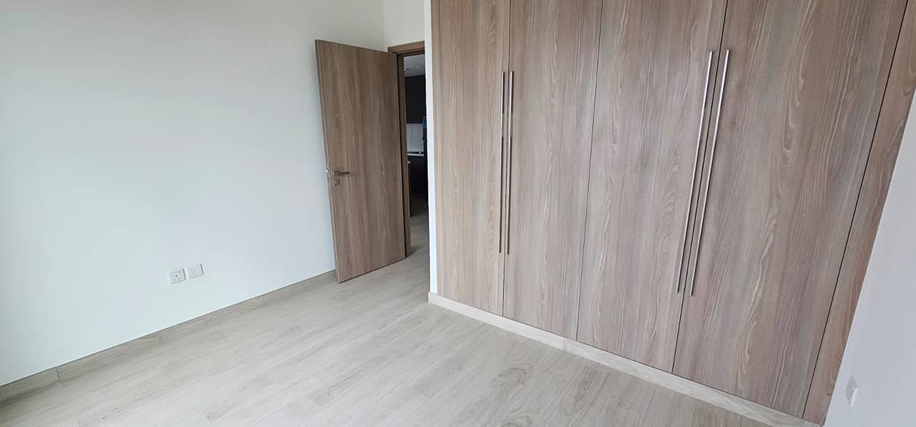 Investor Deal - Best Price - High Floor - Image 7