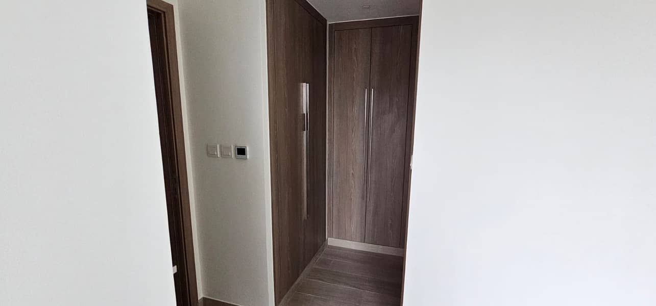 Investor Deal - Best Price - High Floor - Image 11