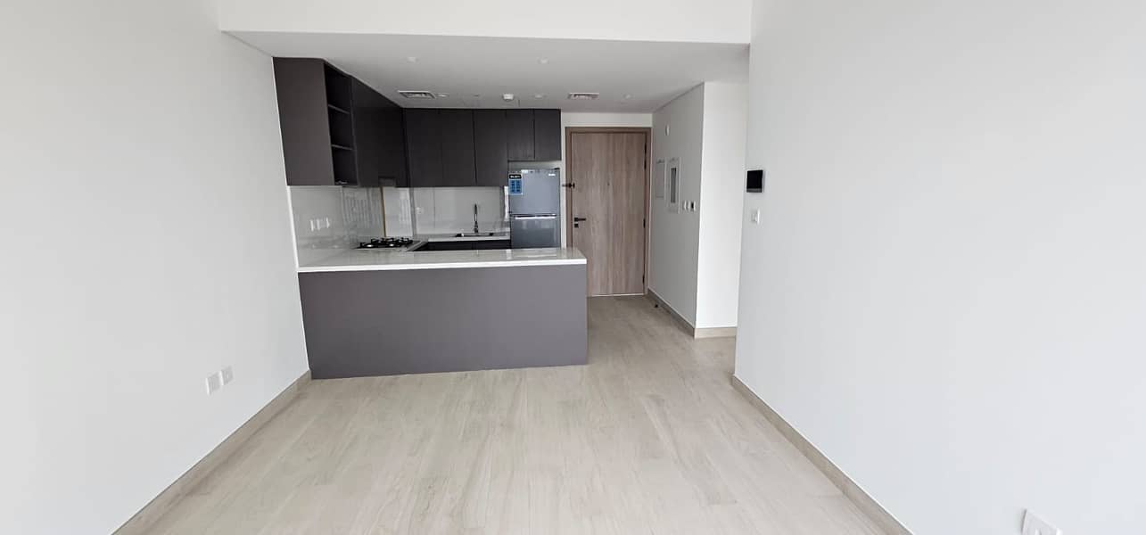 Investor Deal - Best Price - High Floor - Image 16