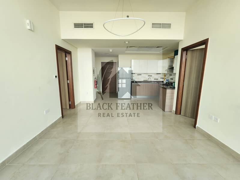 FREE CHILLER // 2BEDROOM DUPLEX WITH LAUNDRY ROOM