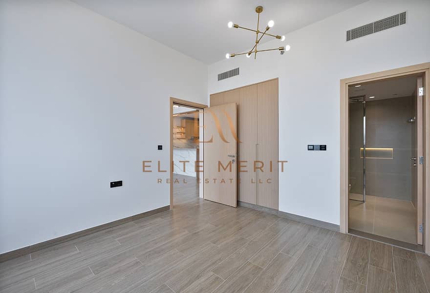 Brand New Unit | Smart Home | Urgent Sale - Image 3