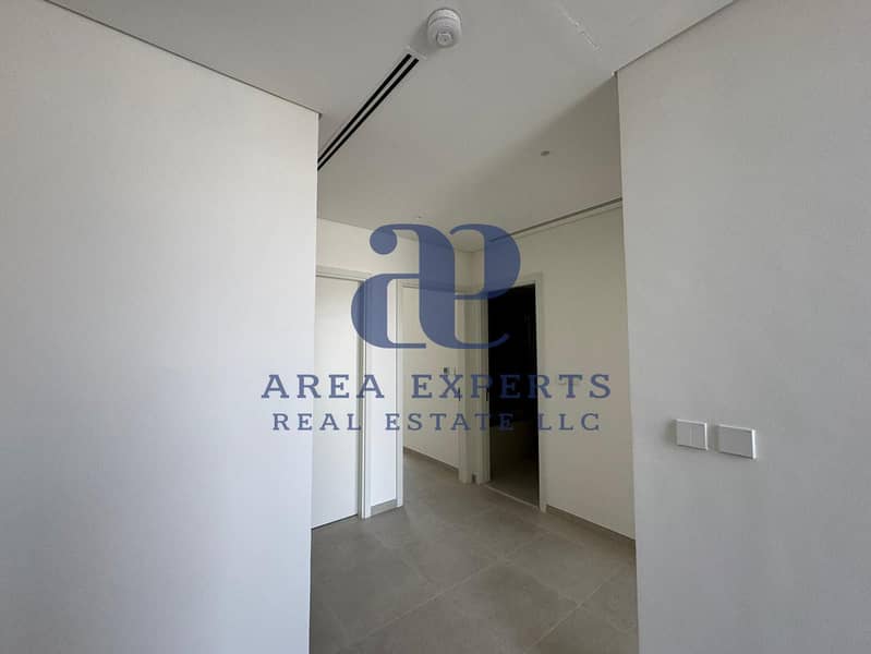 Single Row | Spacious Layout | Middle Unit - Image 15