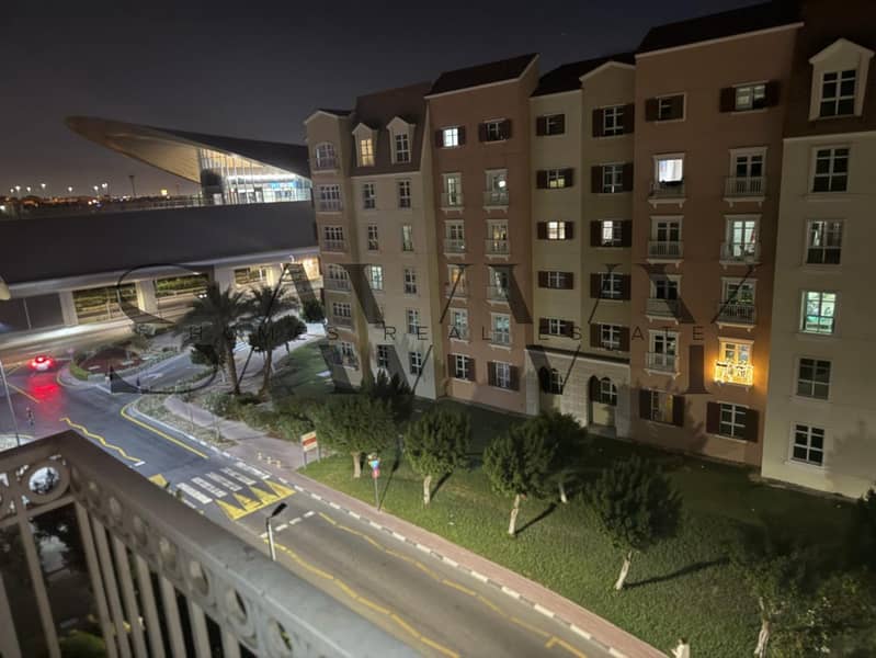3 Minutes Walk to Metro | Investor Deal | Community Living 3 Minutes Walk to Metro | Investor Deal | Community Living