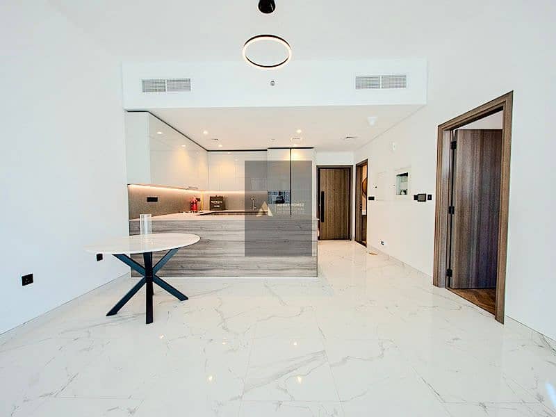 High ROI Ready to Move In | Brand New - Image 7