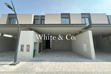 纳德谢巴区， 迪拜 3 卧室联排别墅待售 - 位于纳德谢巴区，纳德谢巴1区，纳德沙巴花园，Nad Al Sheba Gardens 4 3 卧室的联排别墅 5300000 AED - 14149506