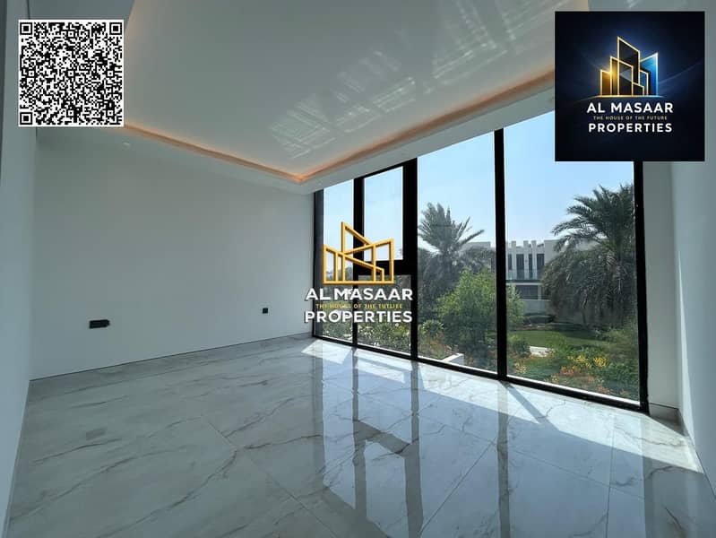 In the heart of the Al Zorah golf courses, a smart villa fully equipped with air conditioning, electricity, and water, ready for immediate occupancy. - Image 12