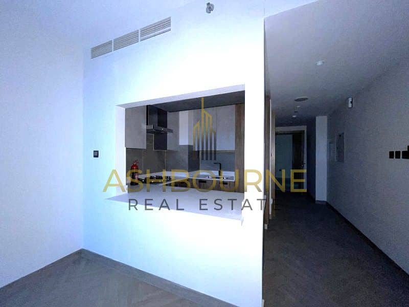 STUDIO | BRIGHT UNIT | SPACIOUS | COMMUNITY VIEW - Image 2