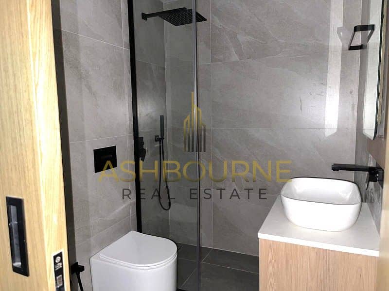 STUDIO | BRIGHT UNIT | SPACIOUS | COMMUNITY VIEW - Image 7