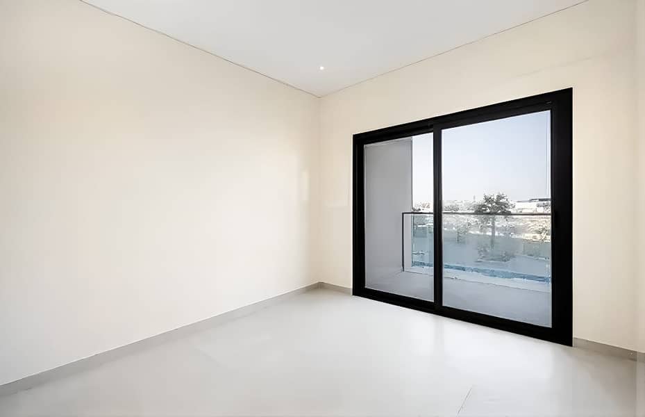 Spacious 2BR with Balcony | Vacant | unfurnished - Image 1