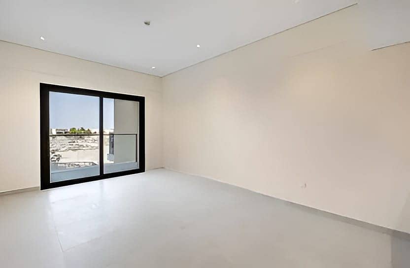 Spacious 2BR with Balcony | Vacant | unfurnished - Image 5