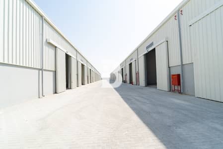 Warehouse para en Alquiler en Dubai Investment Park (DIP), Dubai - Almacén en Dubai Investment Park (DIP)，Dubai Investment Park 1, 546000 AED - 12291735