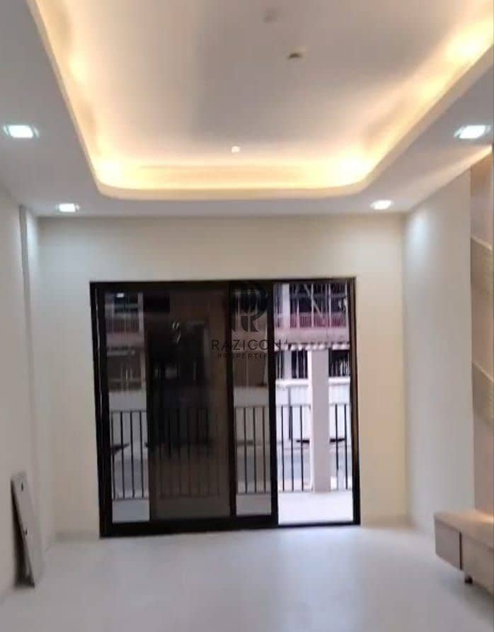 0% Commission | Modern Living | High ROI | Near Upcoming Metro | Prime Location - Image 2