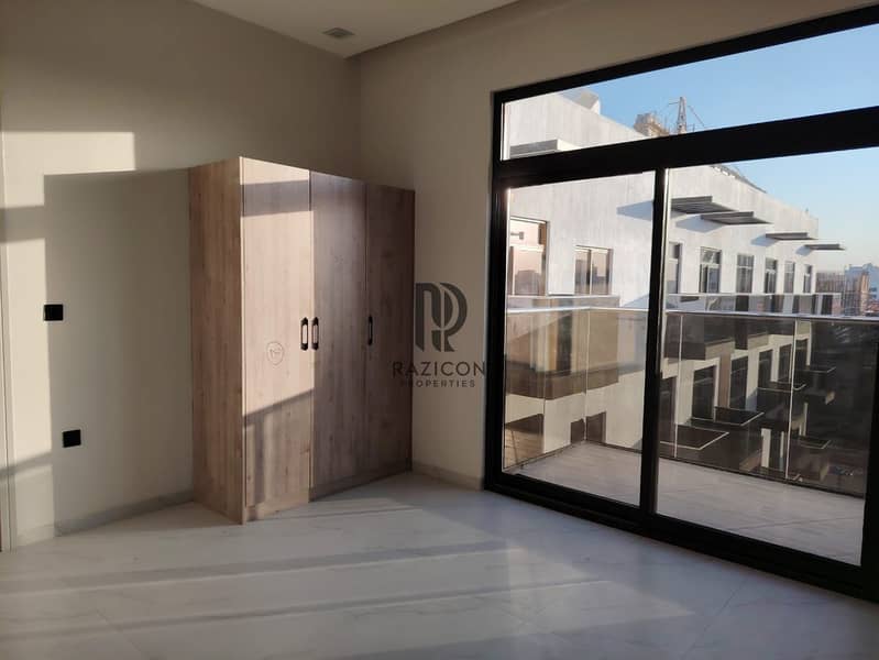 0% Commission | Modern Living | High ROI | Near Upcoming Metro | Prime Location - Image 1