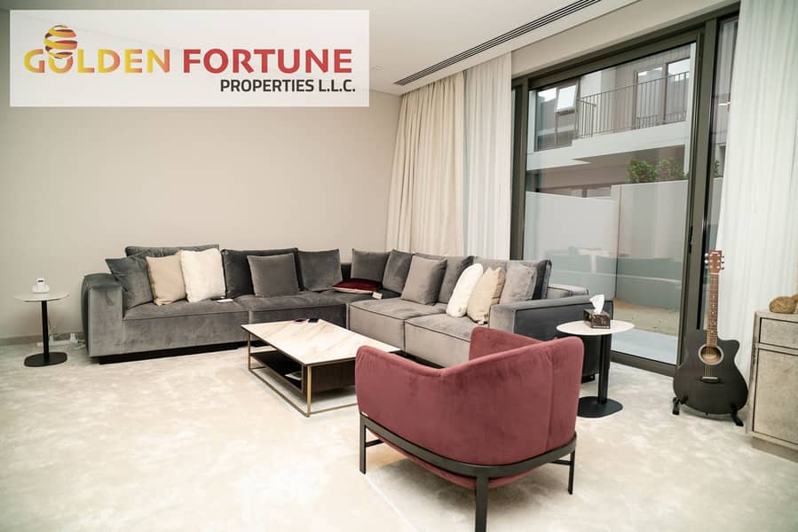 CORNER UNIT I VACANT READY TO MOVE I FULLY FURNISHED