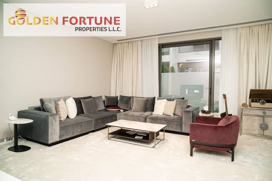 CORNER UNIT I VACANT READY TO MOVE I FULLY FURNISHED