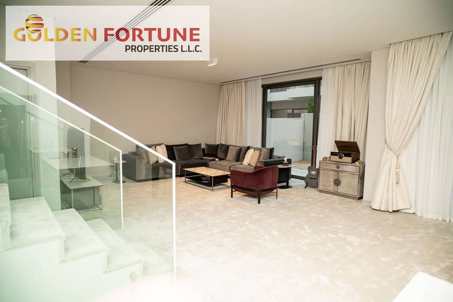 CORNER UNIT I VACANT READY TO MOVE I FULLY FURNISHED - Image 13