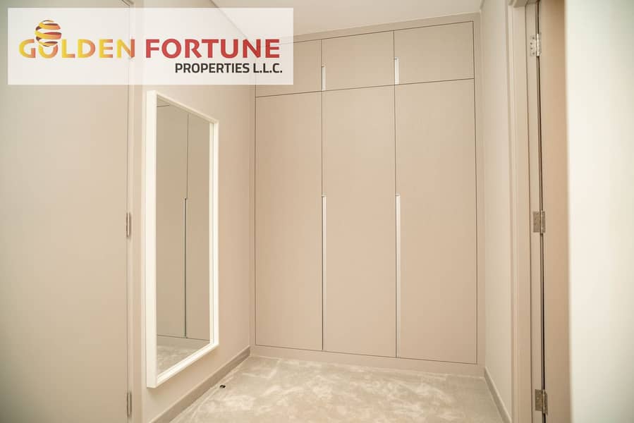 CORNER UNIT I VACANT READY TO MOVE I FULLY FURNISHED - Image 22