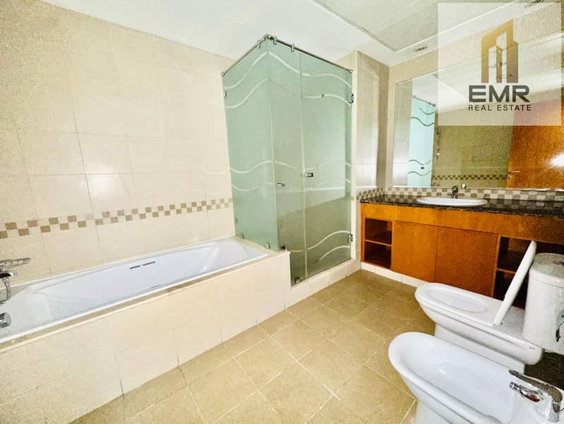 Huge Layout | Ac Free | Luxury Amenities | Near Metro - Image 17