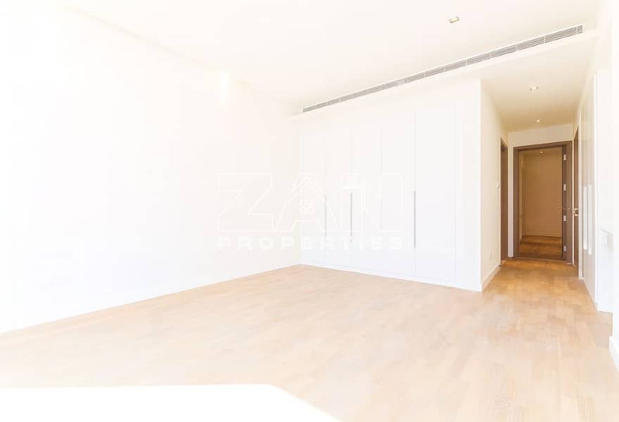 Spacious 2BR CityWalk| Unfurnished | High-End Living - Image 8