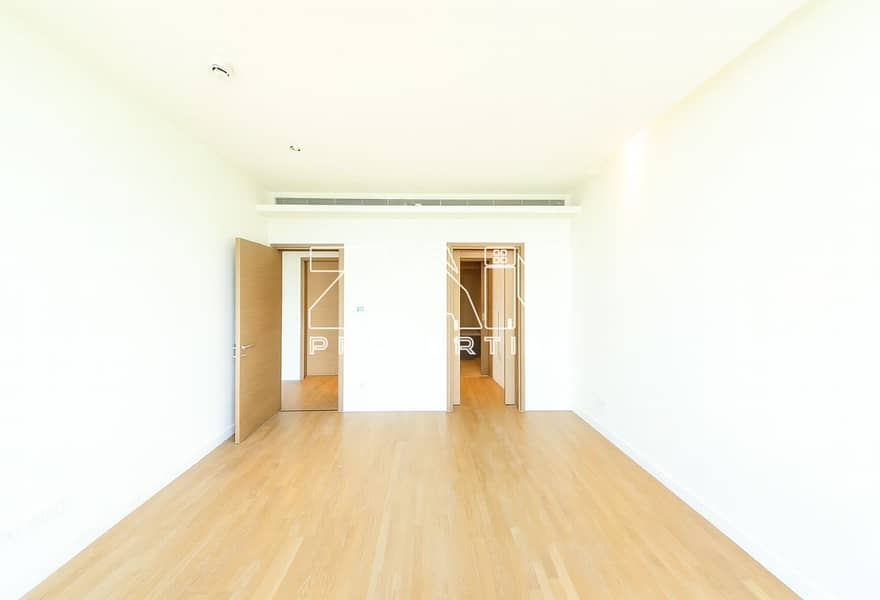 Spacious 2BR CityWalk| Unfurnished | High-End Living - Image 9