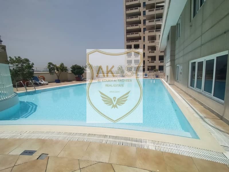 LUXURY 2BHK FOR FAMILY IN 3 CHEQUES NEAR TO DCC METRO