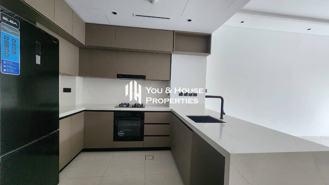 Stylish 1-Bed Apartment | Smart Layout | Premium Finish - Image 4