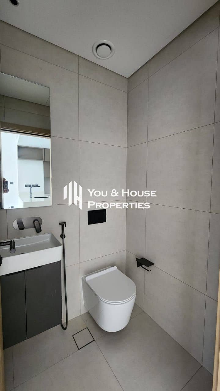 Stylish 1-Bed Apartment | Smart Layout | Premium Finish - Image 5