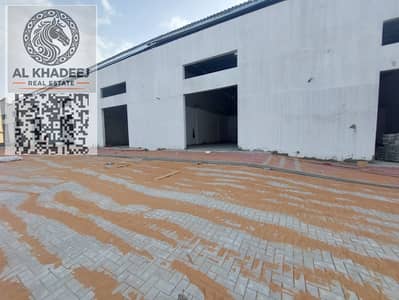 Warehouse in affitto a Al Jurf, Ajman - e8326e6c-01c6-46a3-acbd-a7f299161279. jpg Warehouse in affitto a Al Jurf, Ajman - e8326e6c-01c6-46a3-acbd-a7f299161279. jpg