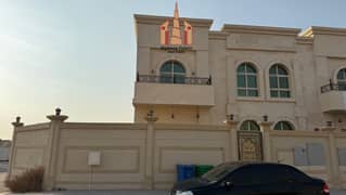 Luxury 6BR Villa with Hall Majlis For Rent