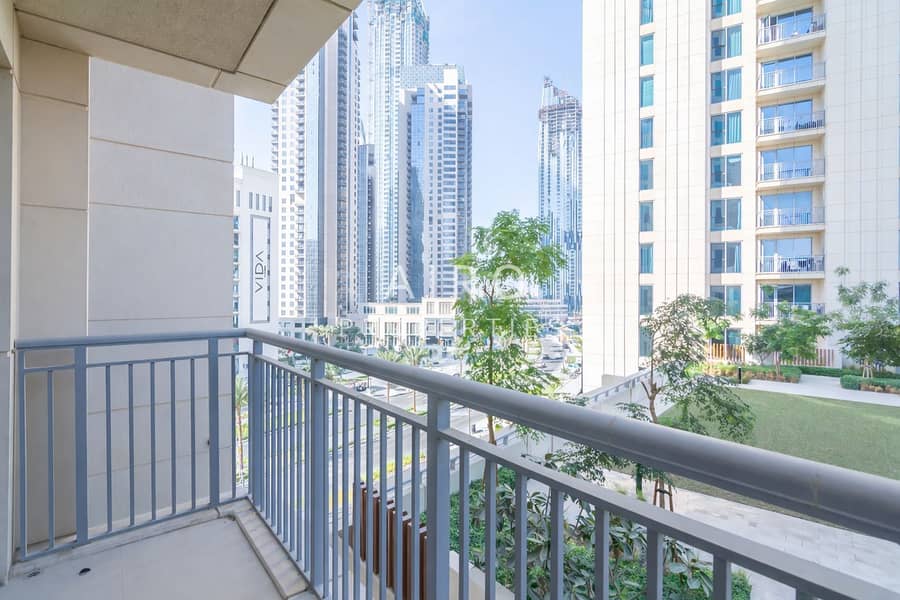 8 balcony 1. jpeg