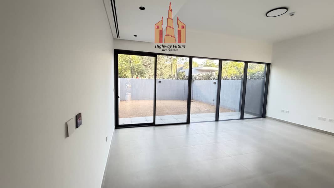 Elegant 2BR Villa with Maidroom Wardrobes in Masaar - Image 2